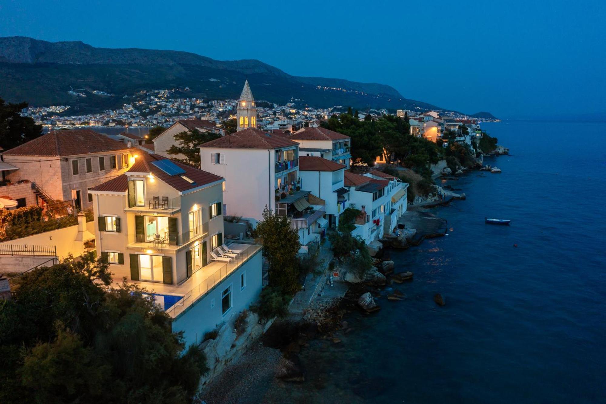 Epetium Beach Villa Сплит Екстериор снимка