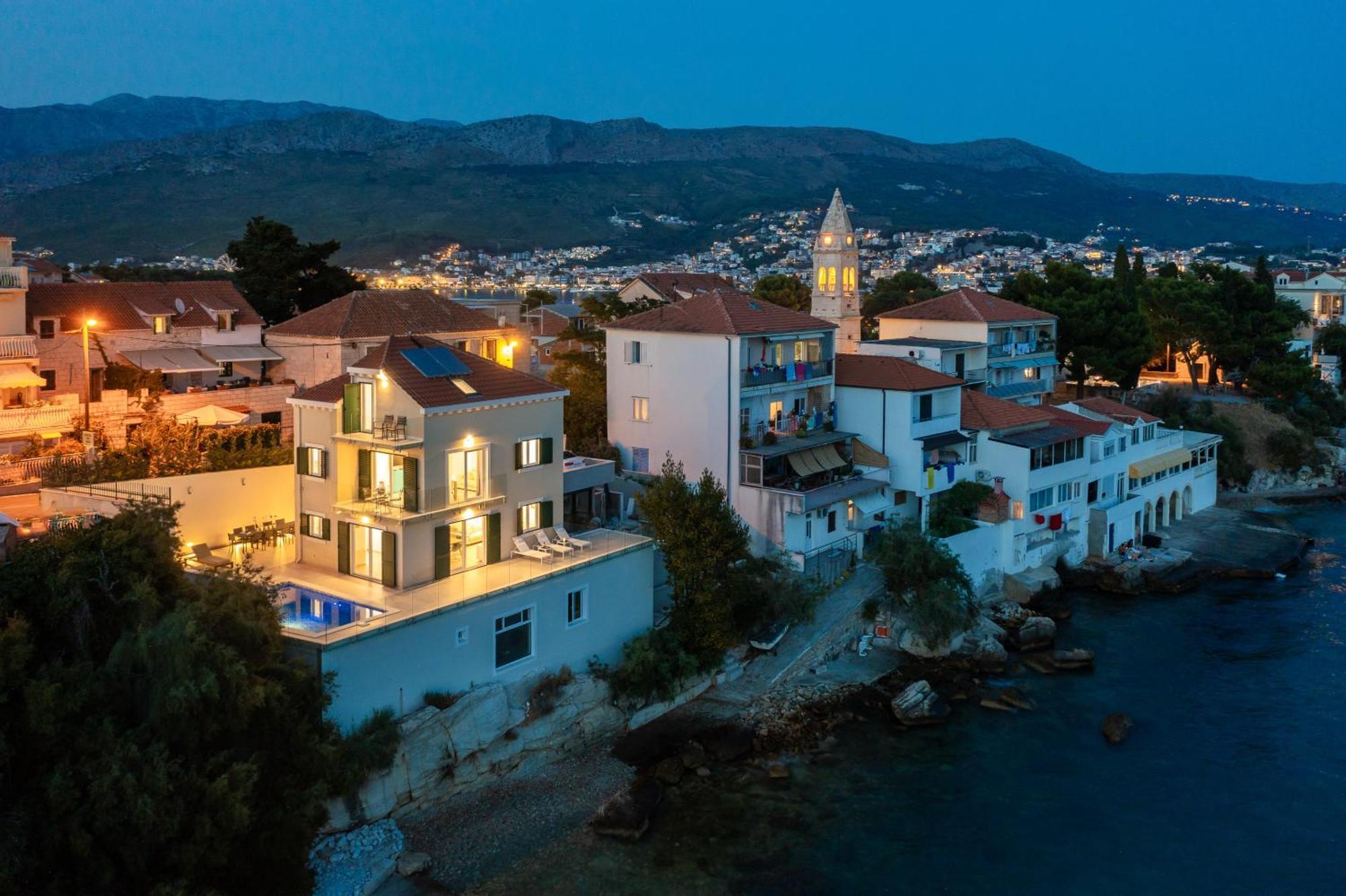 Epetium Beach Villa Сплит Екстериор снимка