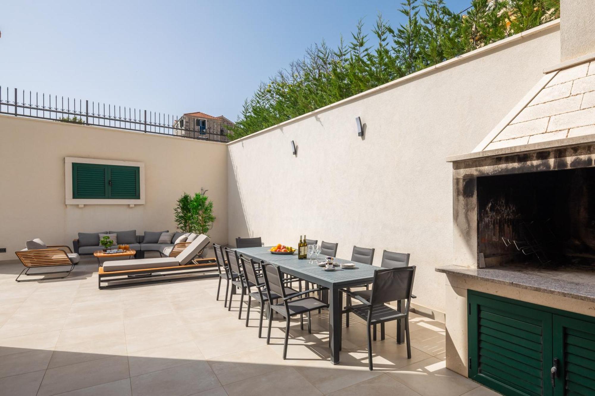 Epetium Beach Villa Сплит Екстериор снимка
