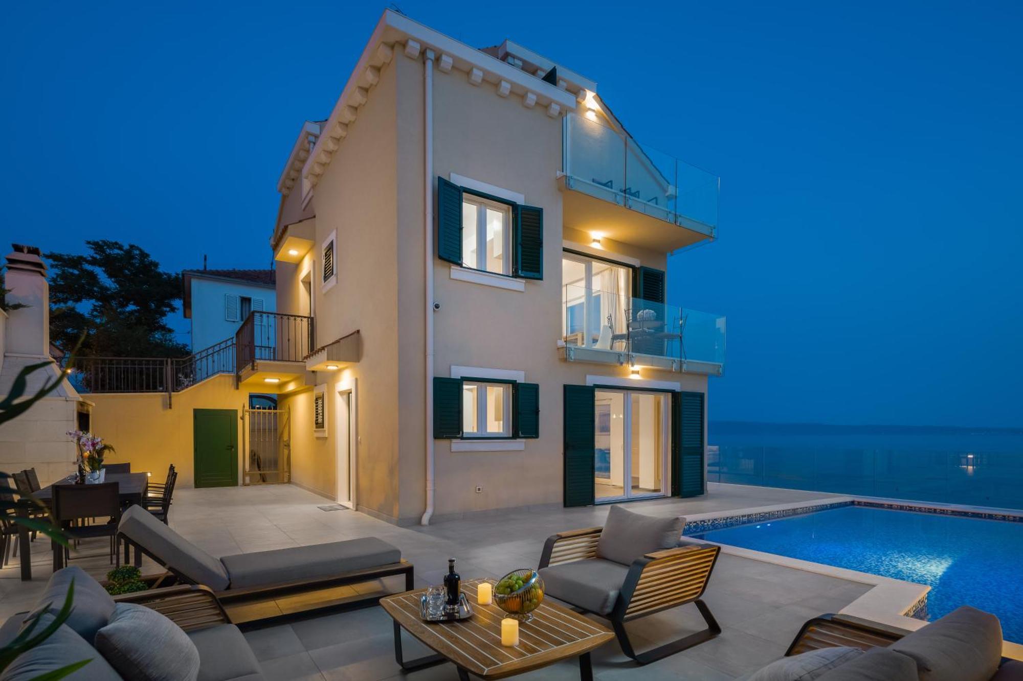 Epetium Beach Villa Сплит Екстериор снимка