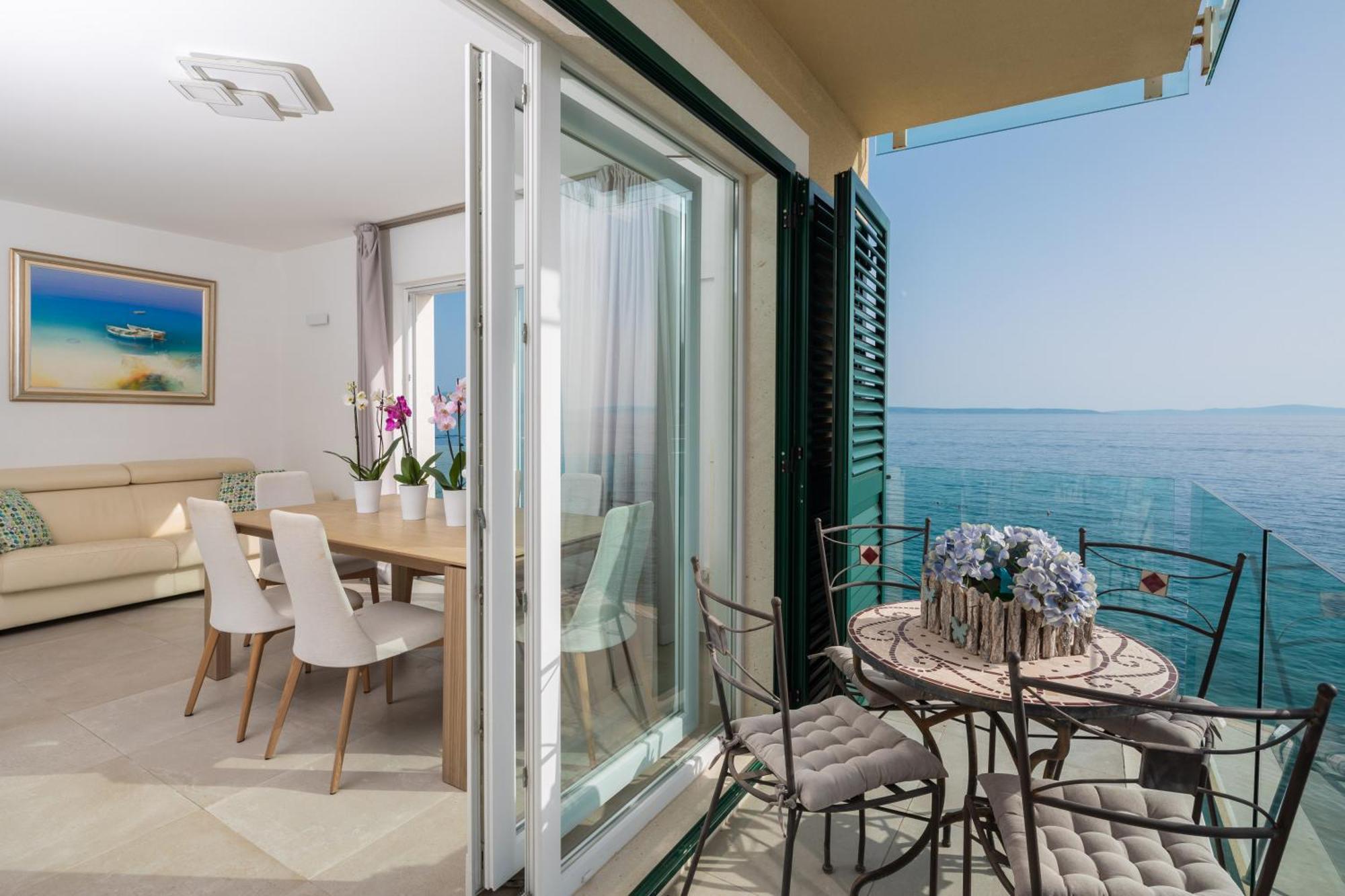 Epetium Beach Villa Сплит Екстериор снимка